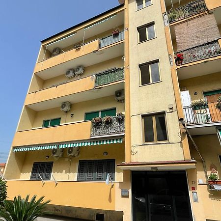 Апартаменты Cenere E Lapilli House Помпеи Экстерьер фото